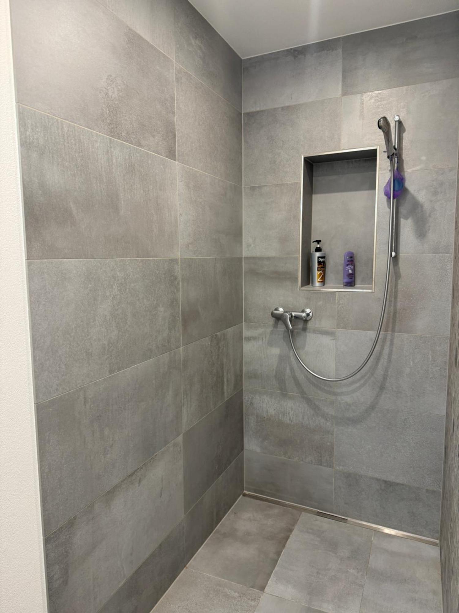 Gemuetliche Wohnung Landquart ภายนอก รูปภาพ